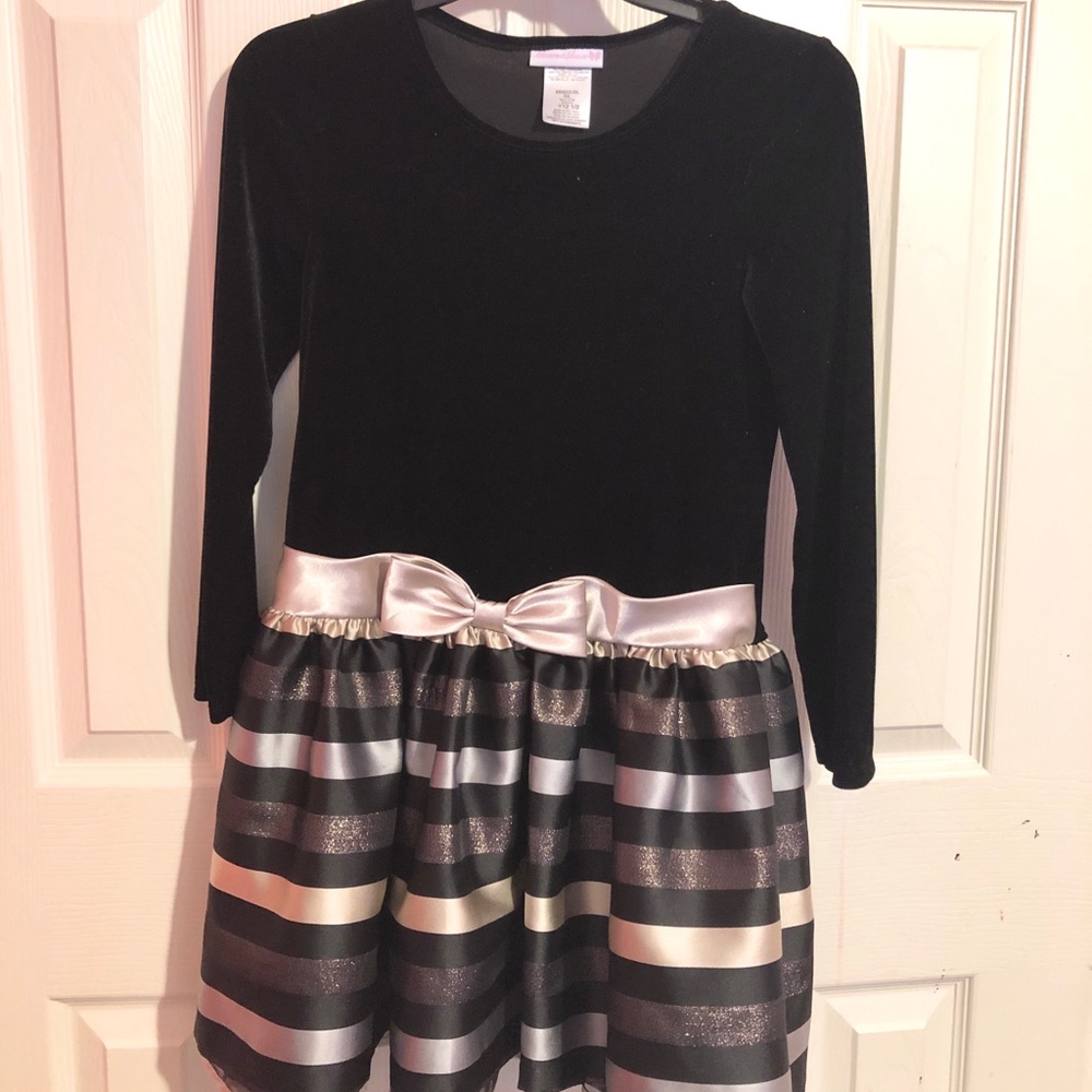 Cute little girls dress!!